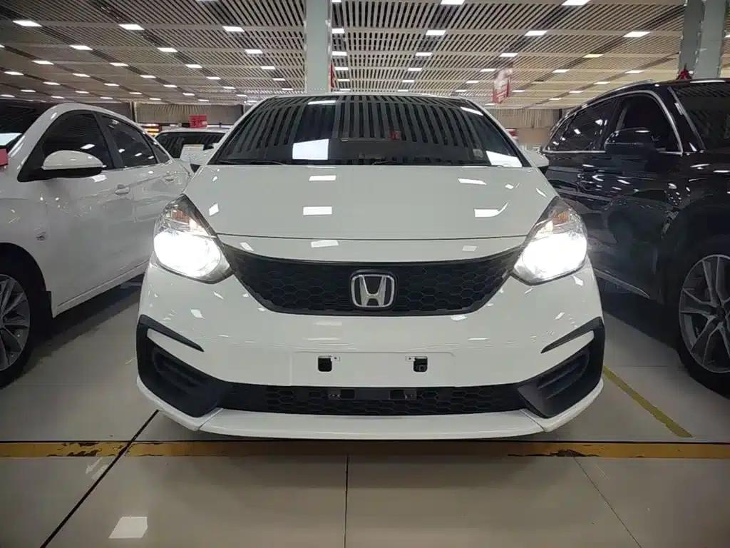Honda Fit 2021 1.5L CVT Trend Edition — миниатюра 3
