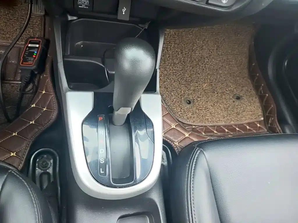 Honda Fit 2016 1.5L LXS CVT Comfort Sunroof Edition — миниатюра 14