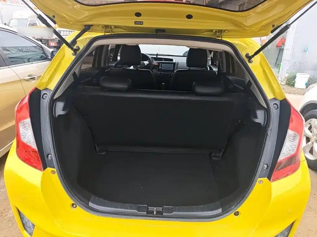 Honda Fit 2016 1.5L LXS CVT Comfort Sunroof Edition — миниатюра 19
