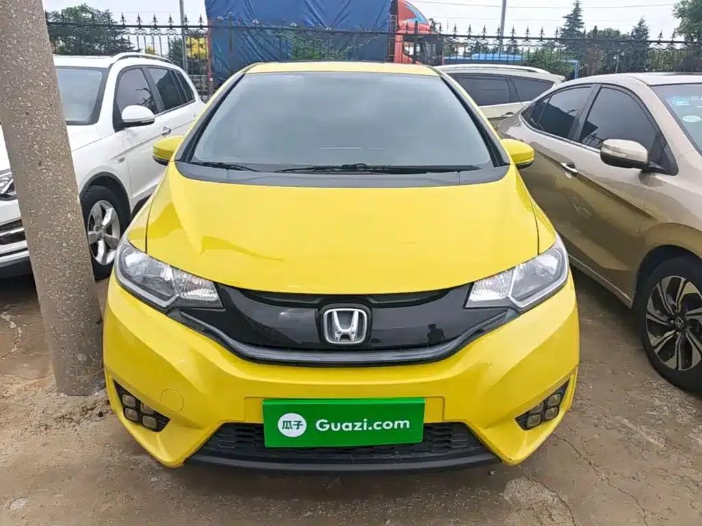 Honda Fit 2016 1.5L LXS CVT Comfort Sunroof Edition — миниатюра 3