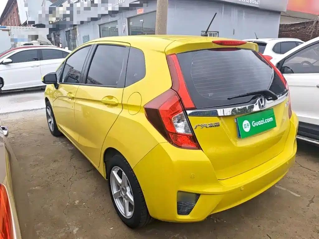 Honda Fit 2016 1.5L LXS CVT Comfort Sunroof Edition — миниатюра 5