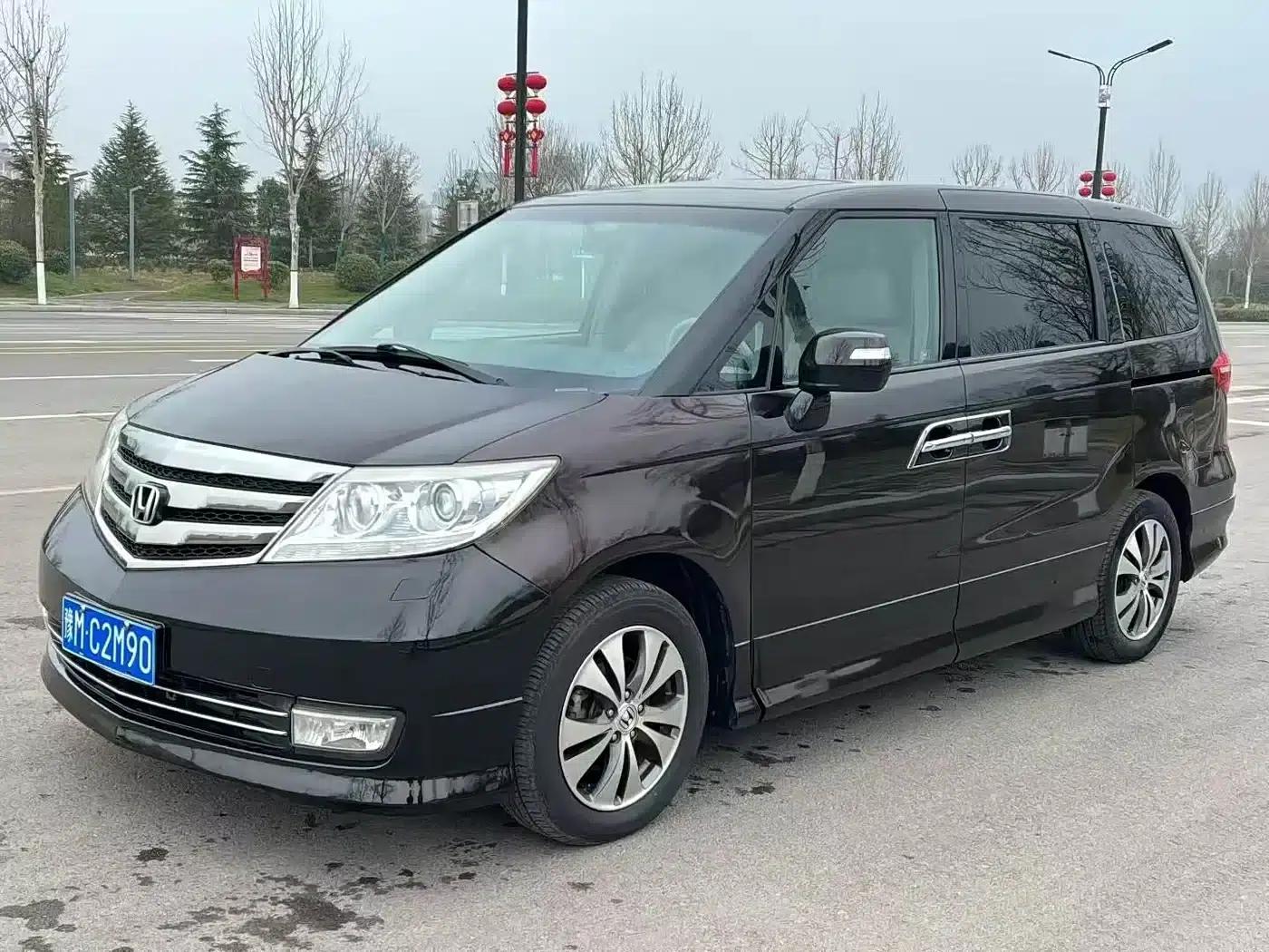 Elysion 2012 2.4L VTi-S Premium Navigation Edition — миниатюра 1