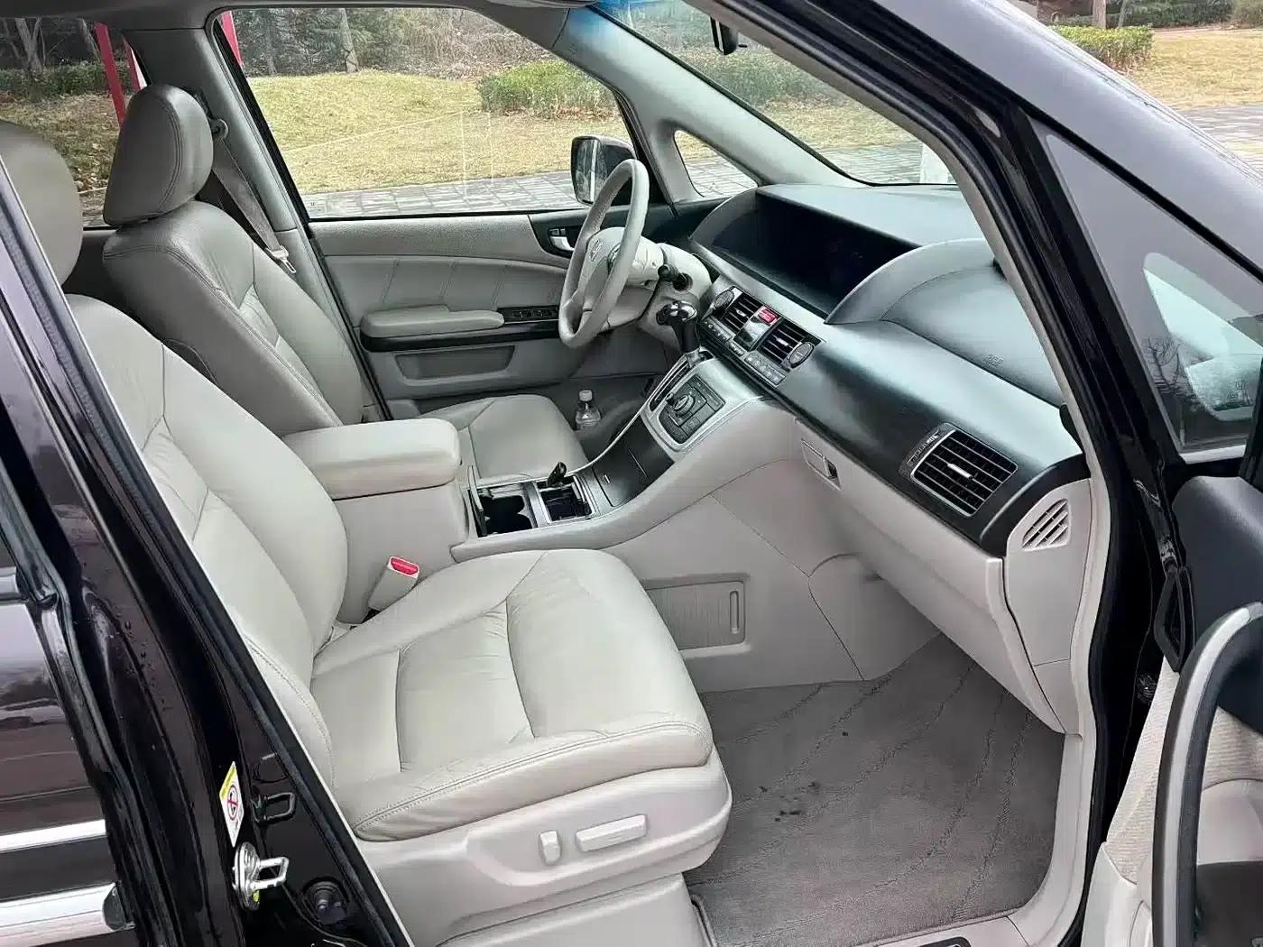 Elysion 2012 2.4L VTi-S Premium Navigation Edition — миниатюра 5