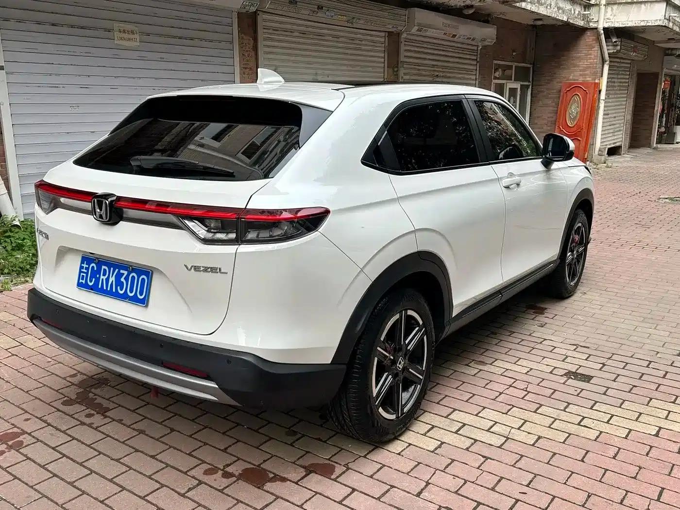Vezel 2023 1.5L CVT Pioneer Edition — миниатюра 4