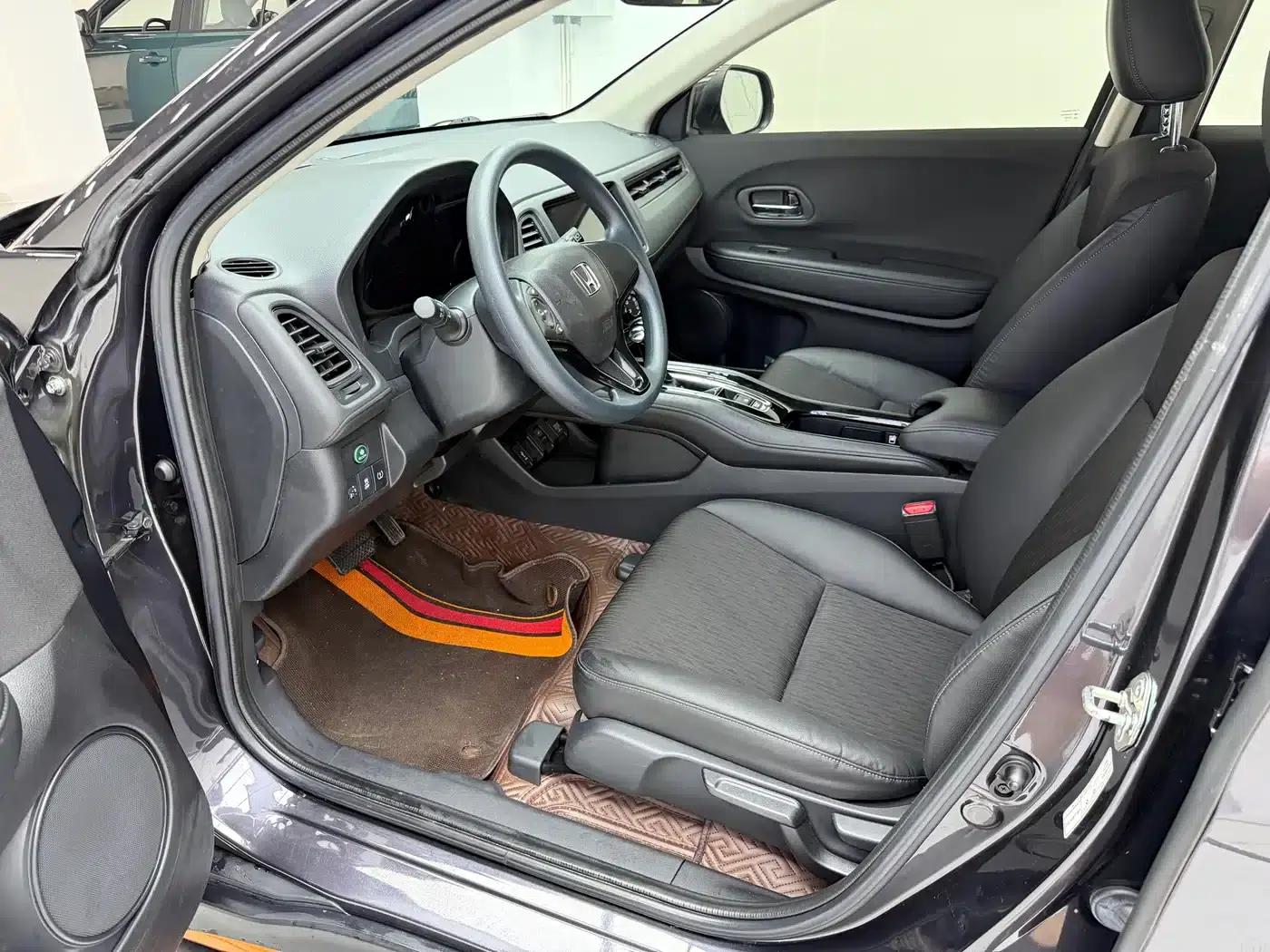 Vezel 2022 1.5L CVT Phantom Night Pioneer Edition — миниатюра 12