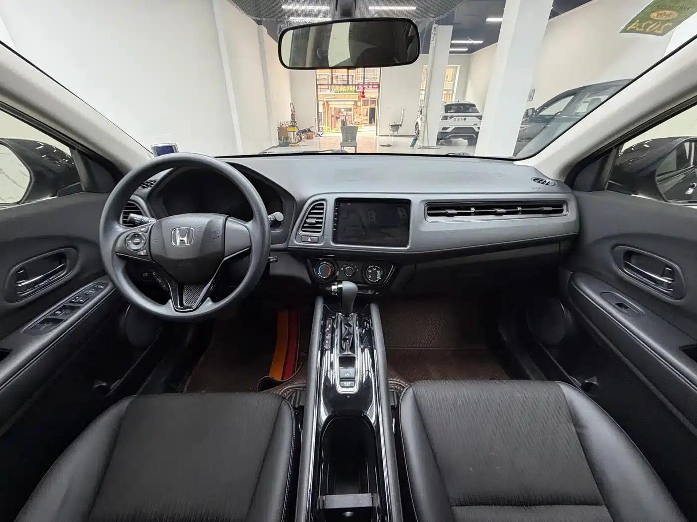 Vezel 2022 1.5L CVT Phantom Night Pioneer Edition — миниатюра 14