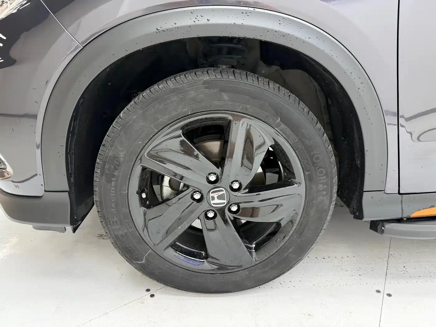 Vezel 2022 1.5L CVT Phantom Night Pioneer Edition — миниатюра 8