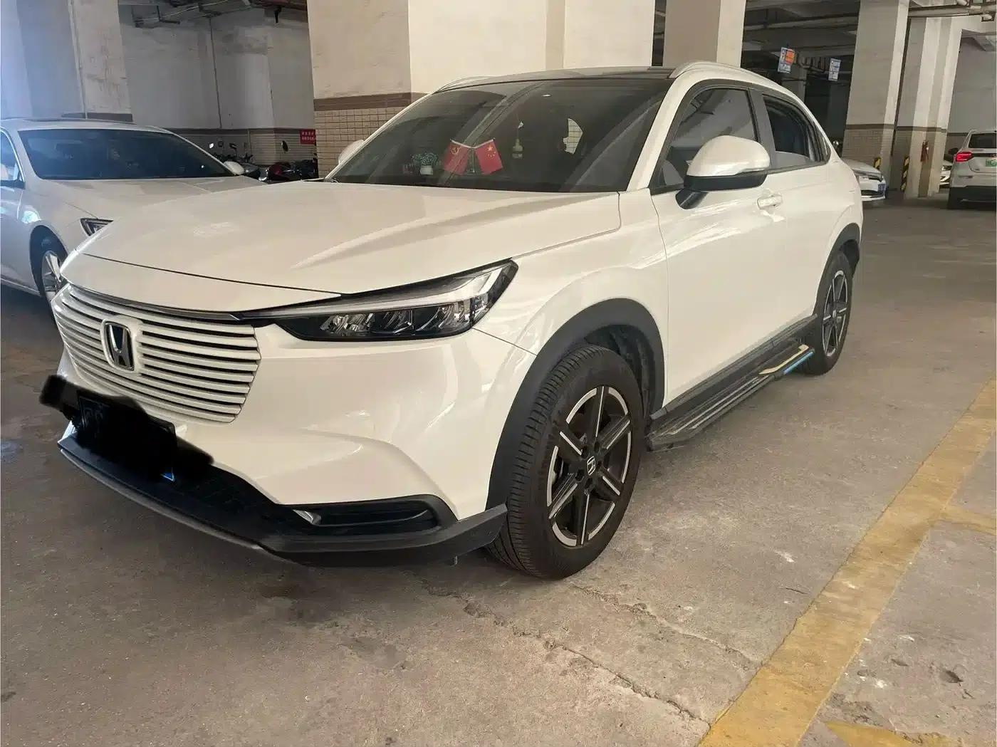 Vezel 2023 1.5L CVT Elite Edition — миниатюра 1