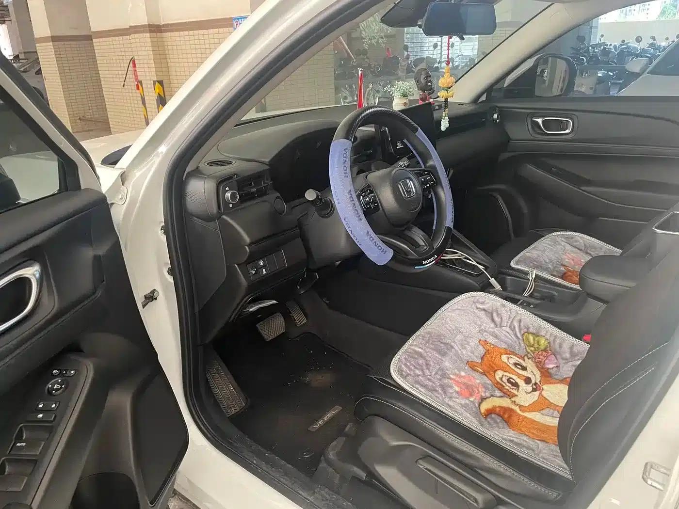 Vezel 2023 1.5L CVT Elite Edition — миниатюра 4