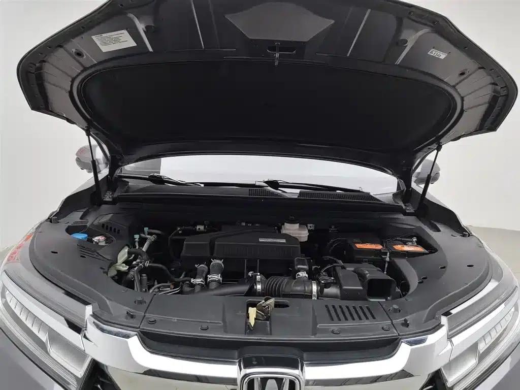 2017 Honda Avancier 240TURBO 2WD Premium Edition — миниатюра 6