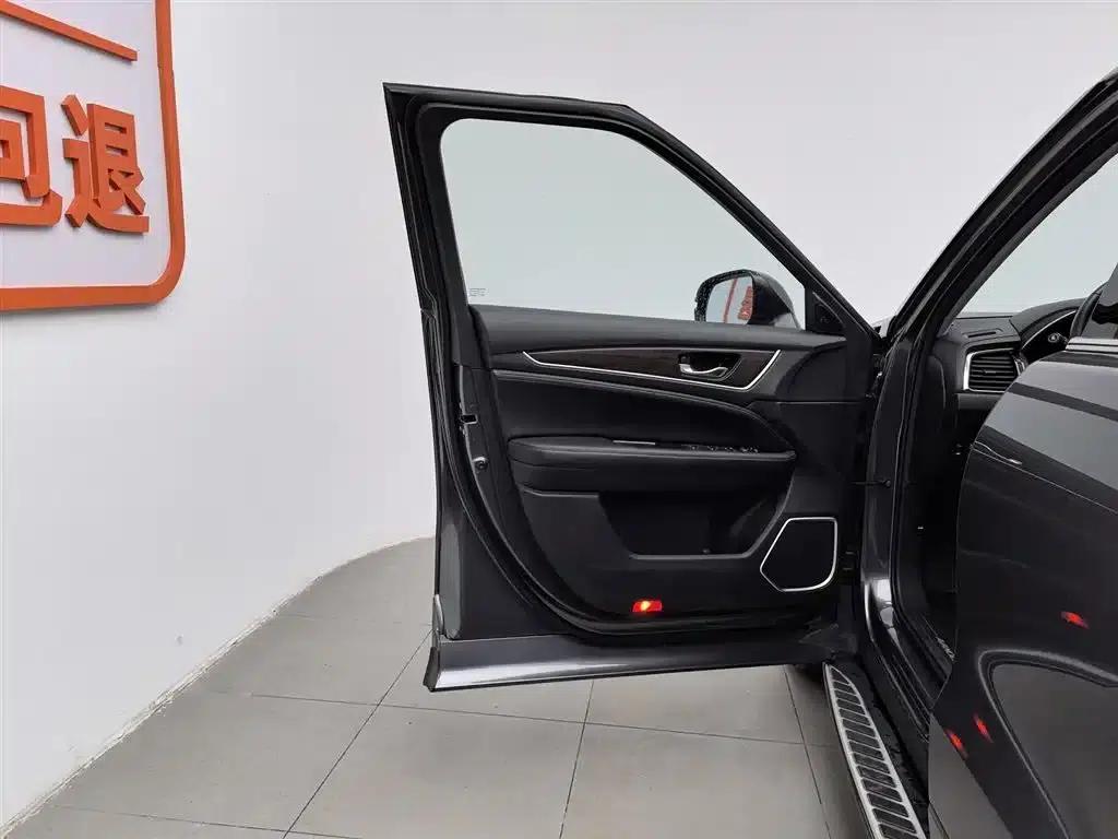 2017 Honda Avancier 240TURBO 2WD Premium Edition — миниатюра 8