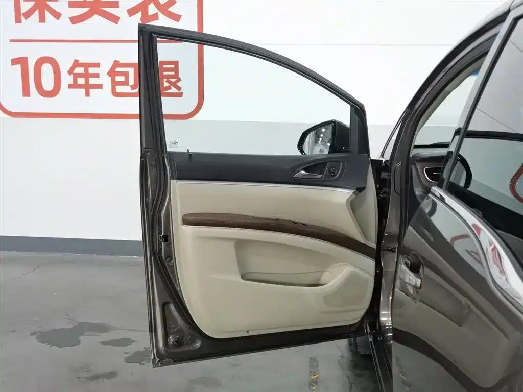 Buick GL8 2017 25S Premium Edition (National V Emission Standard) — миниатюра 8