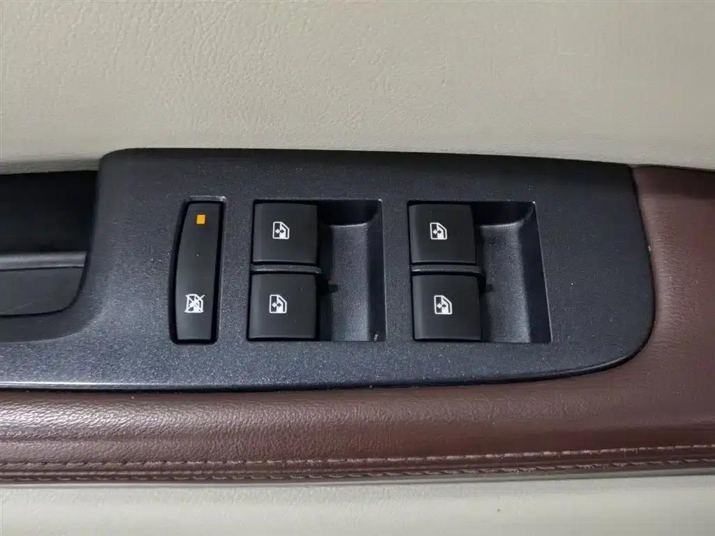 Buick GL8 2017 25S Premium Edition (National V Emission Standard) — миниатюра 9