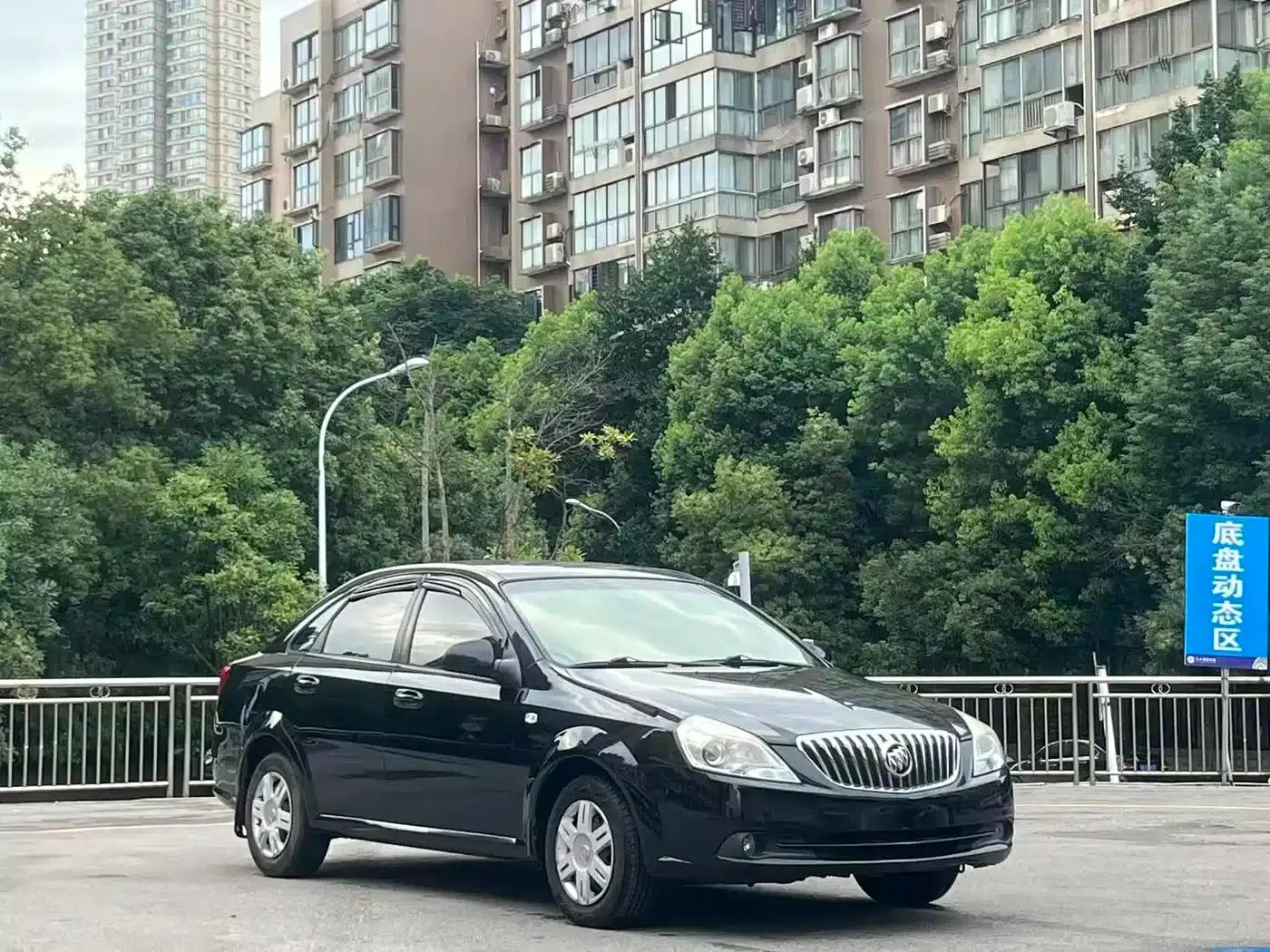 Buick Excelle 2013 1.5L Automatic Classic — миниатюра 1