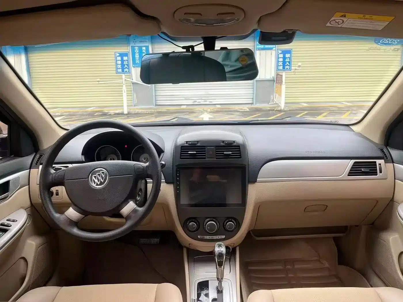 Buick Excelle 2013 1.5L Automatic Classic — миниатюра 10
