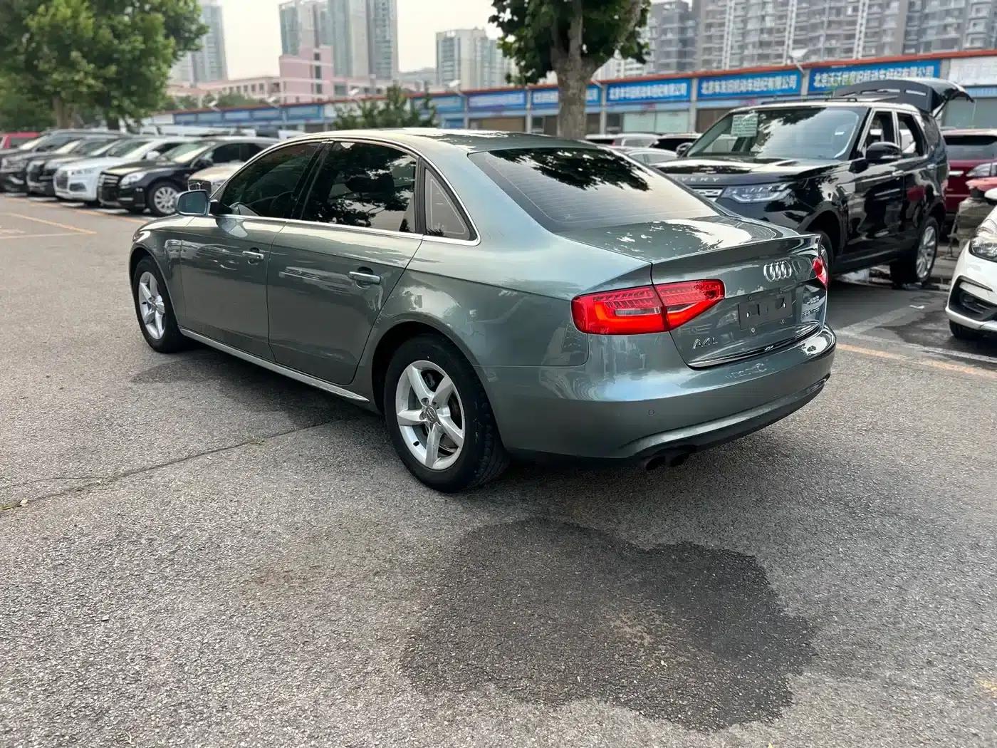 Audi A4L 2013 35 TFSI Automatic Comfort — миниатюра 6