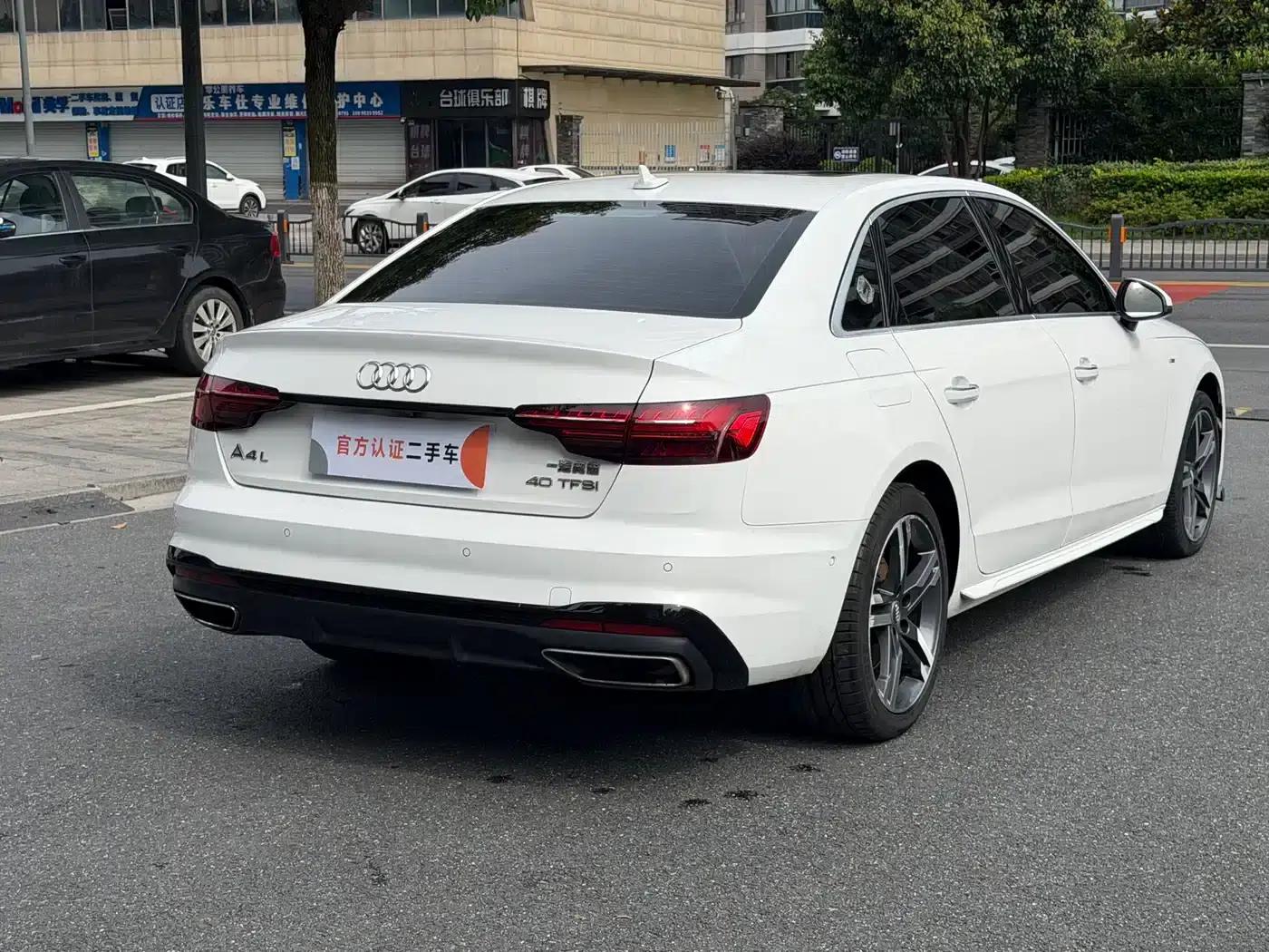 Audi A4L 2020 40 TFSI Luxury Dynamic — миниатюра 6