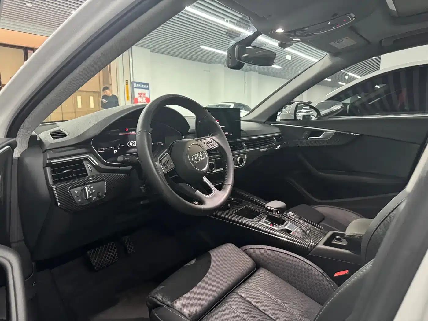 Audi A4L 2021 40 TFSI Enjoy Life Edition — миниатюра 5