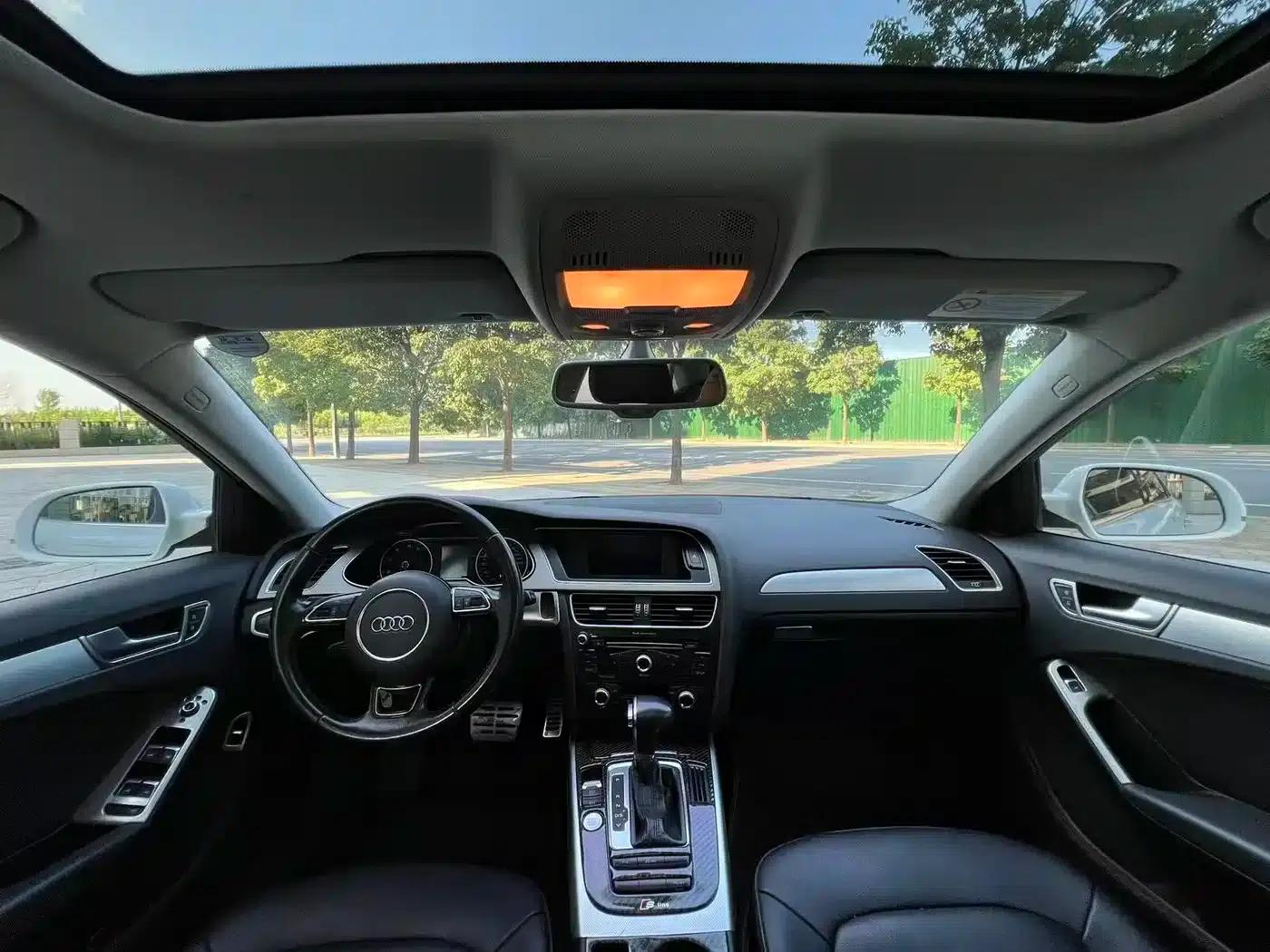 Audi A4L 2016 35 TFSI Classic Edition Automatic Standard Model — миниатюра 5