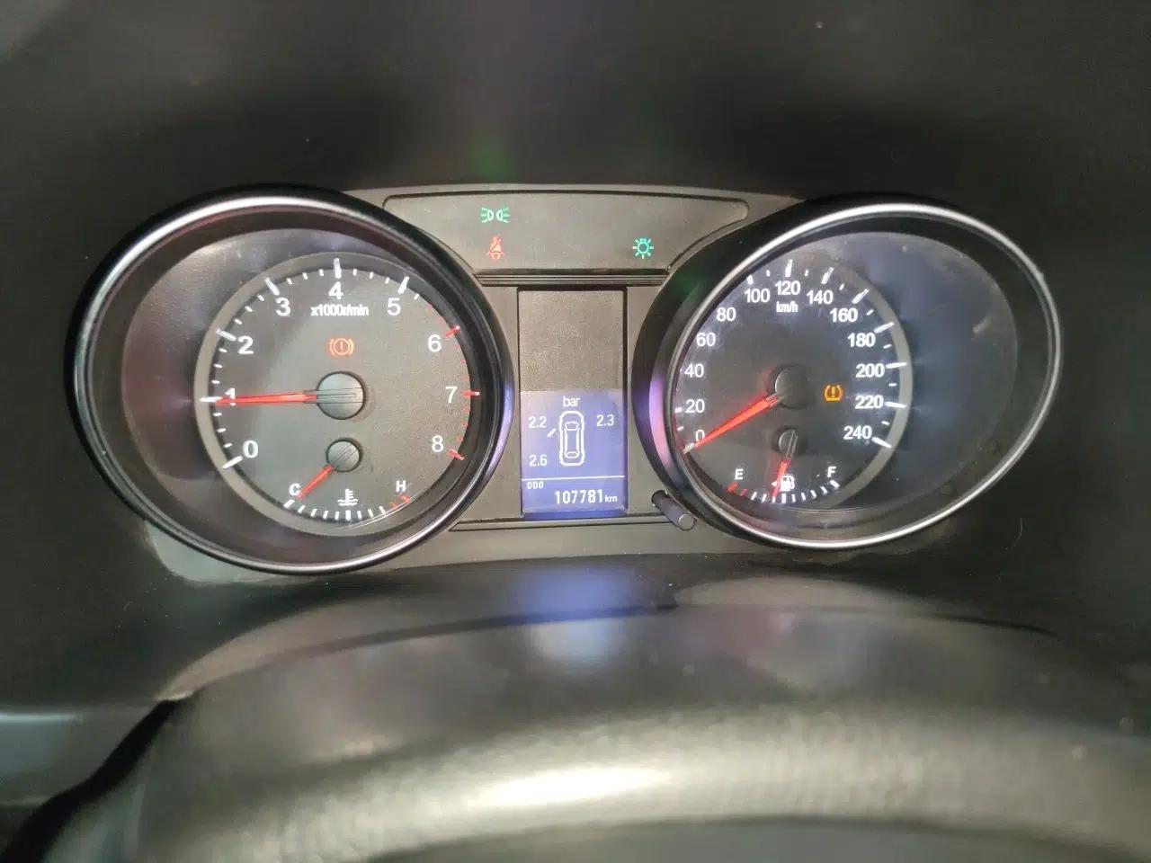 Haval H6 2015 Upgraded Model 1.5T Manual Two-Wheel Drive Elite Version — миниатюра 11