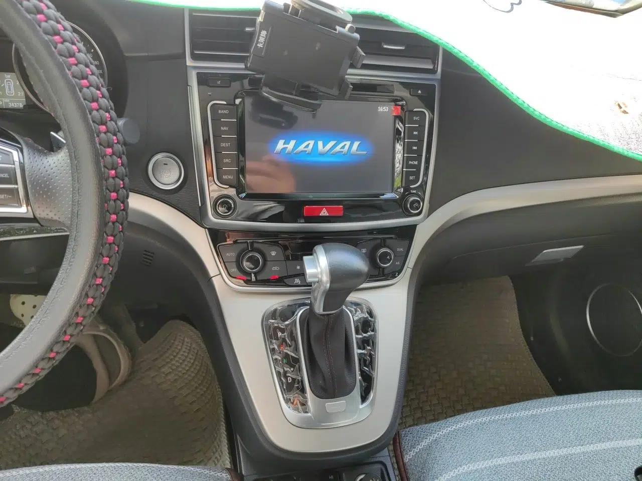Haval H6 2017 Restyled Red-Label Sport Version 1.5T Automatic Two-Wheel Drive Luxury Trim — миниатюра 13