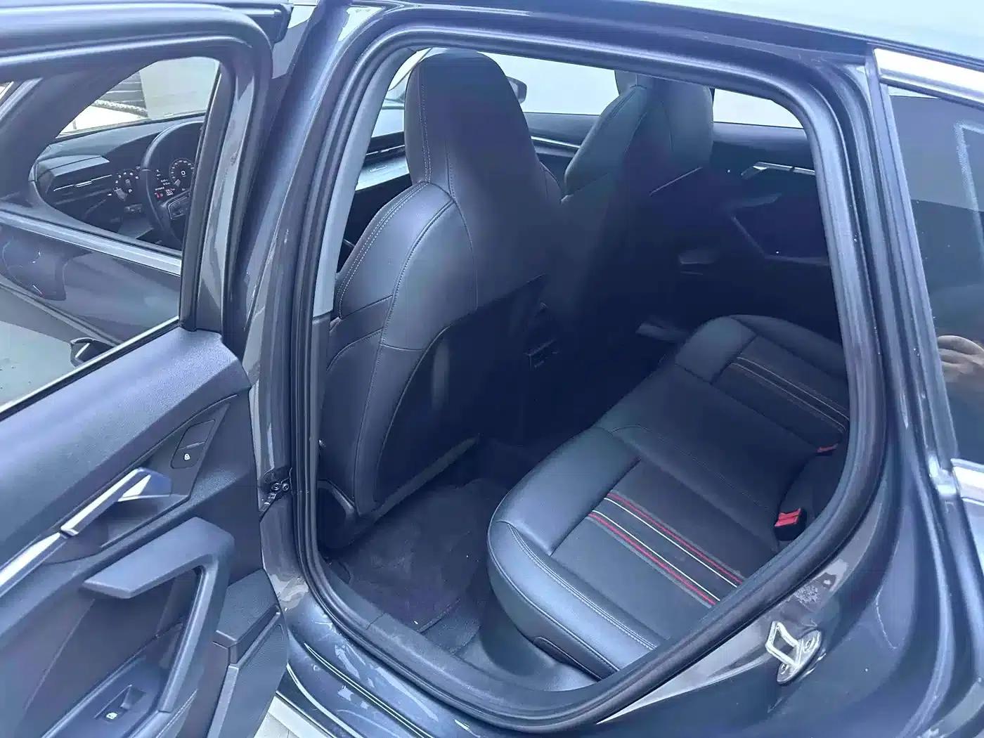 Audi A3 2021 Sportback 35 TFSI Fashion Sport — миниатюра 11