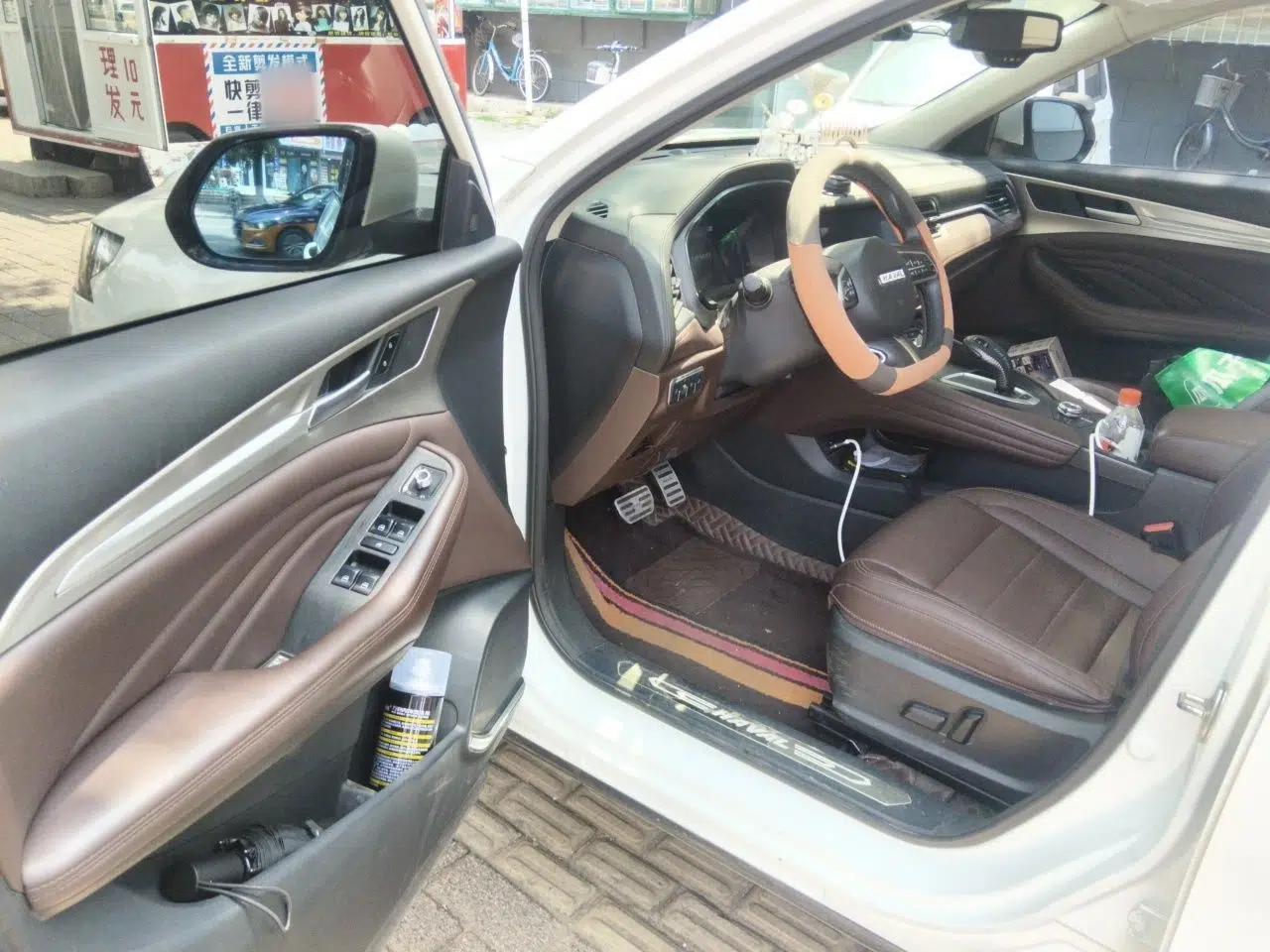 Haval F7 2019 2.0T Two-Wheel Drive i-Van China V standard — миниатюра 16