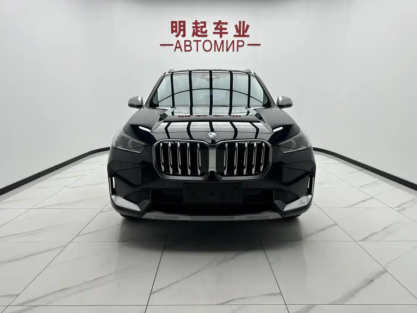 2023 BMW X1 sDrive20Li X Design Package — миниатюра 2
