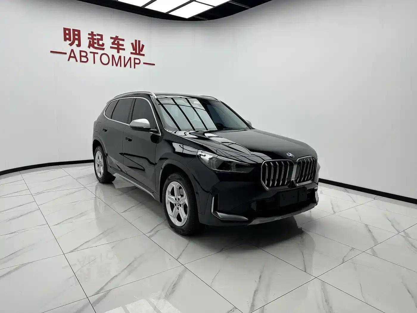2023 BMW X1 sDrive20Li X Design Package — миниатюра 3