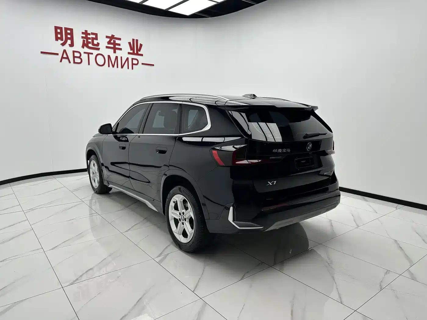 2023 BMW X1 sDrive20Li X Design Package — миниатюра 8