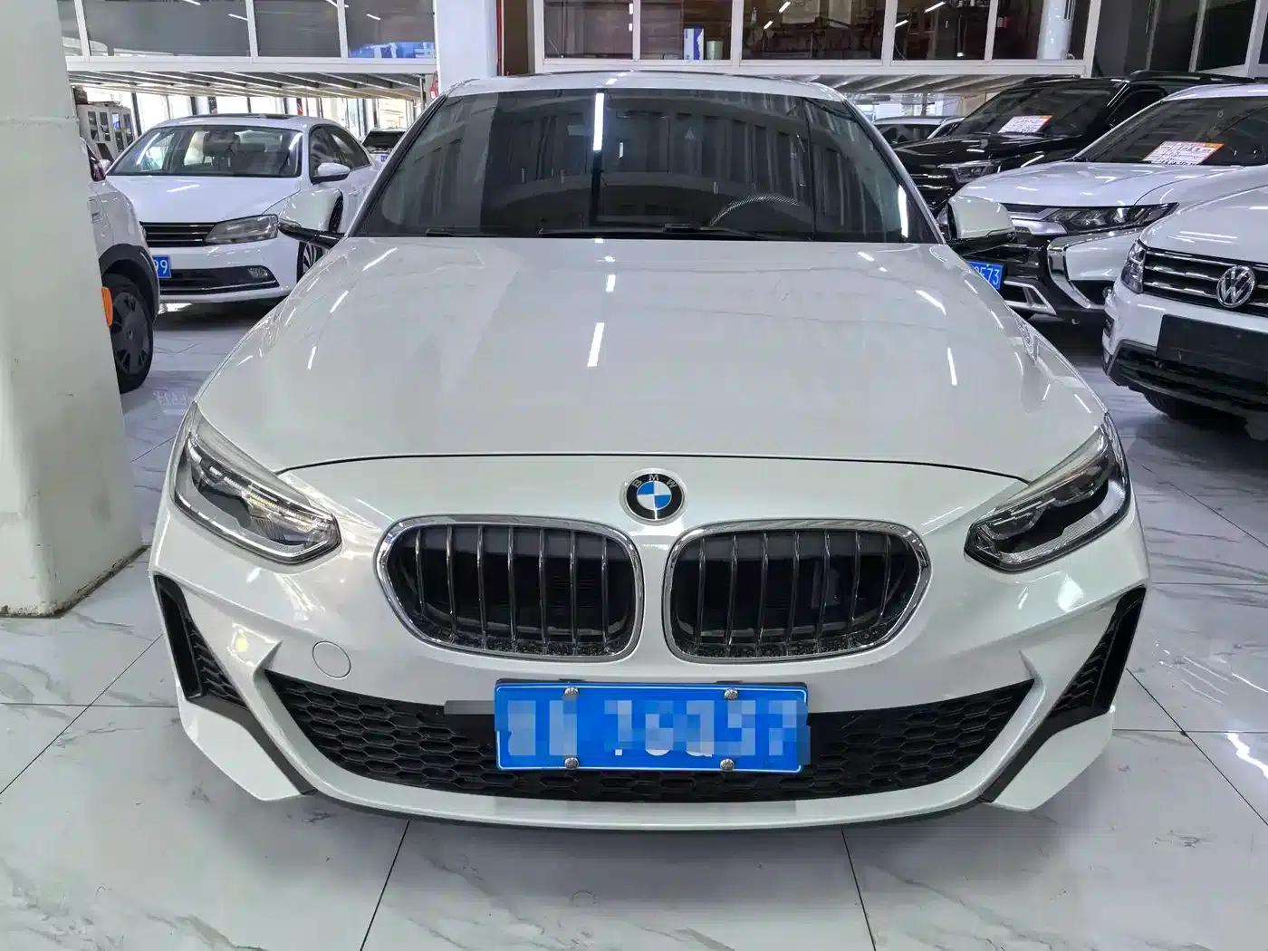 2020 BMW 1 Series 125i Leading M Sport Package — миниатюра 2