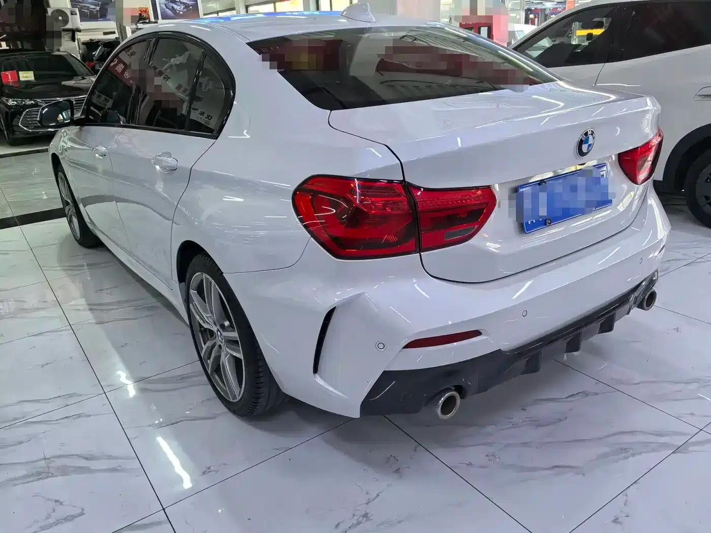 2020 BMW 1 Series 125i Leading M Sport Package — миниатюра 4