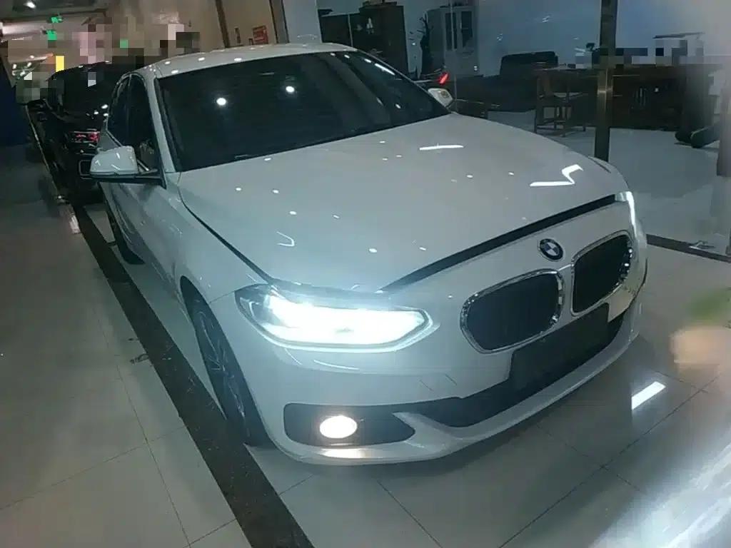 BMW 1 Series 2019 118i Fashion Edition — миниатюра 4