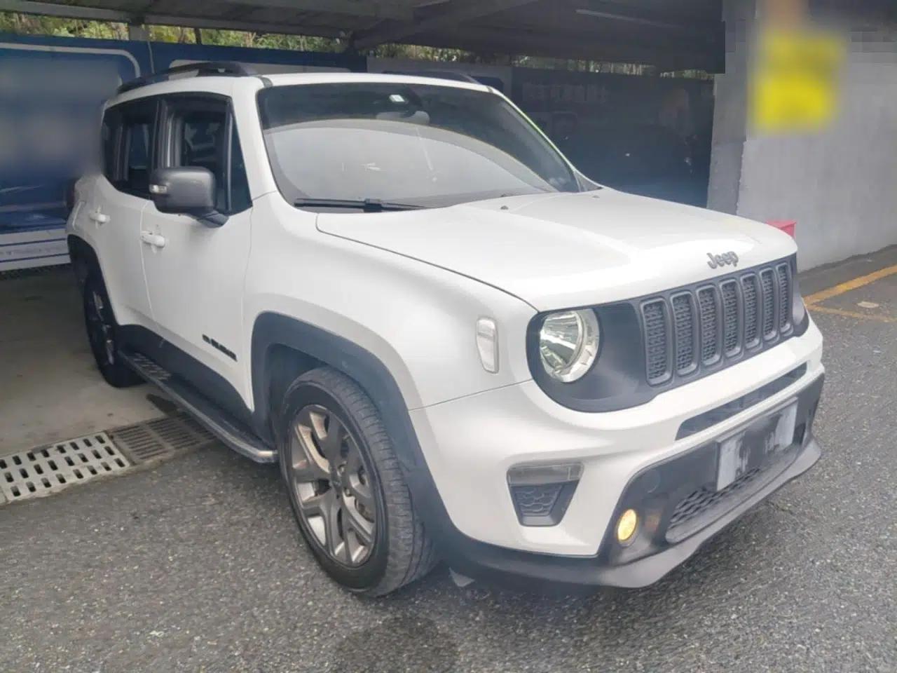 Jeep Renegade 2021 220T Automatic 80th Anniversary Edition — миниатюра 3