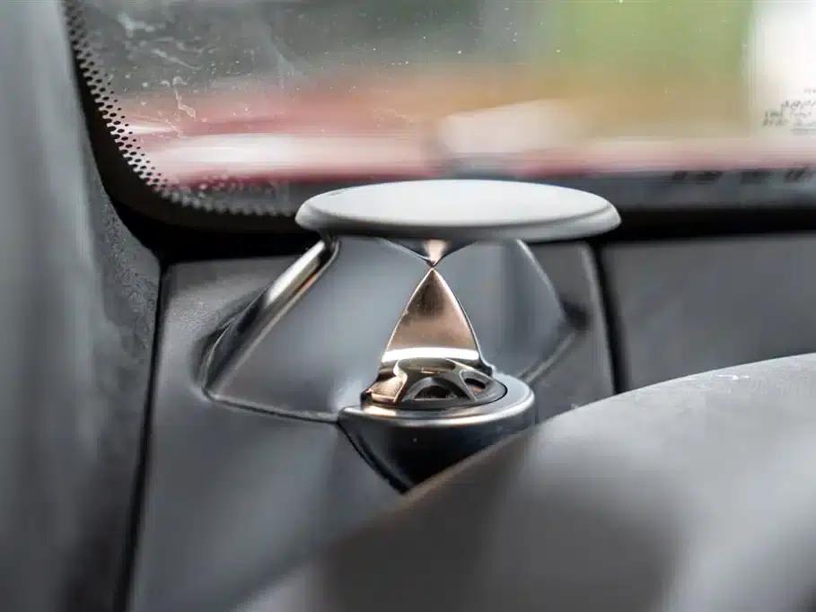2011 Mercedes-Benz SLS AMG — миниатюра 8