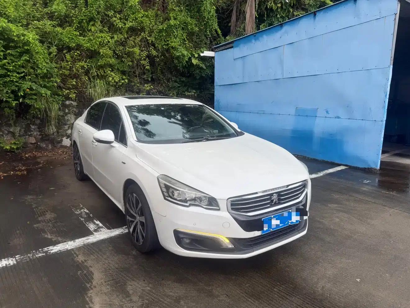 Peugeot 508 2015 1.8THP Automatic Flagship Edition — миниатюра 2