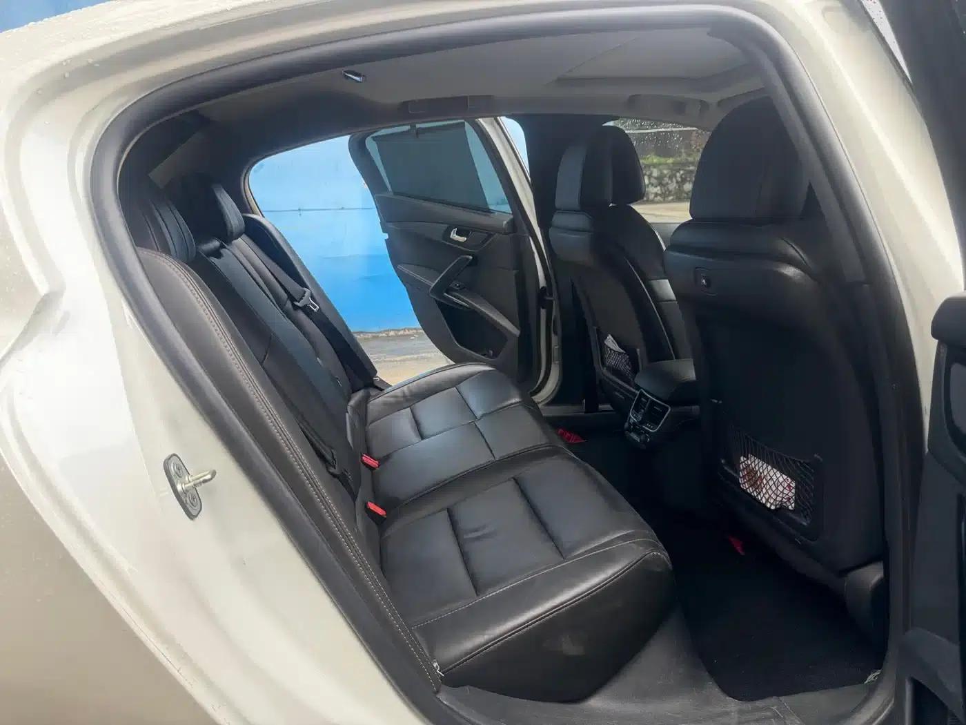 Peugeot 508 2015 1.8THP Automatic Flagship Edition — миниатюра 9