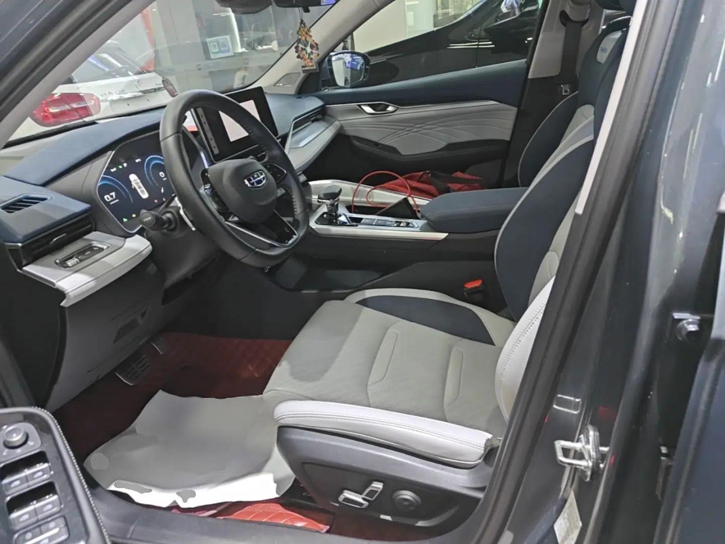 Geely Auto Preface 2023 2.0TD Prestige Version — миниатюра 17