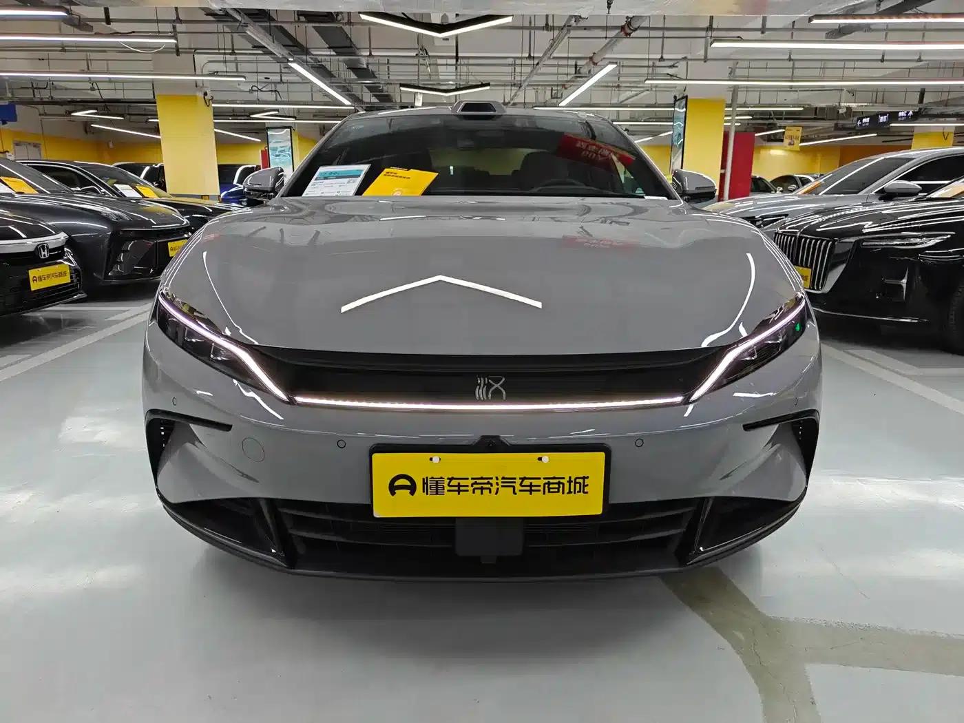 Han 2025 DM-i 125KM Premium Edition — миниатюра 1