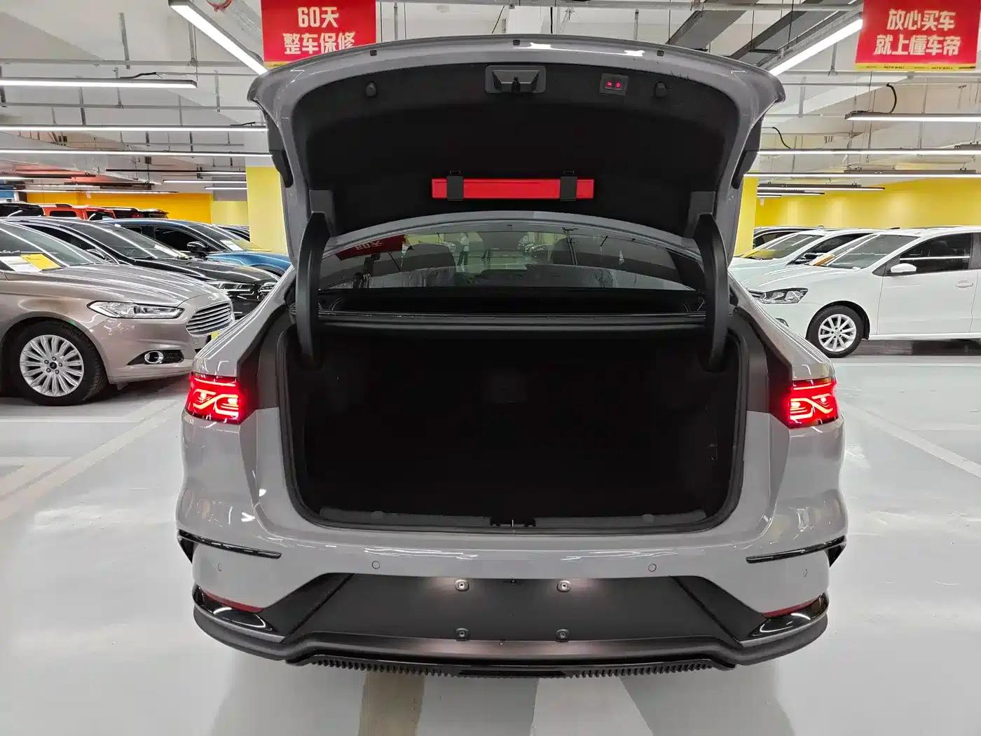 Han 2025 DM-i 125KM Premium Edition — миниатюра 13