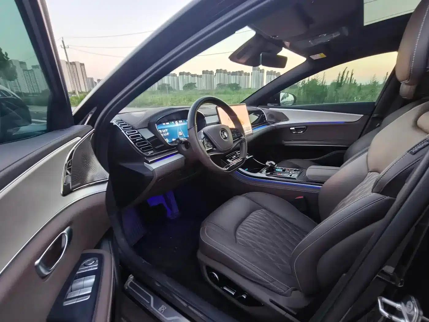 Han 2025 DM-i 125KM Premium Edition — миниатюра 4
