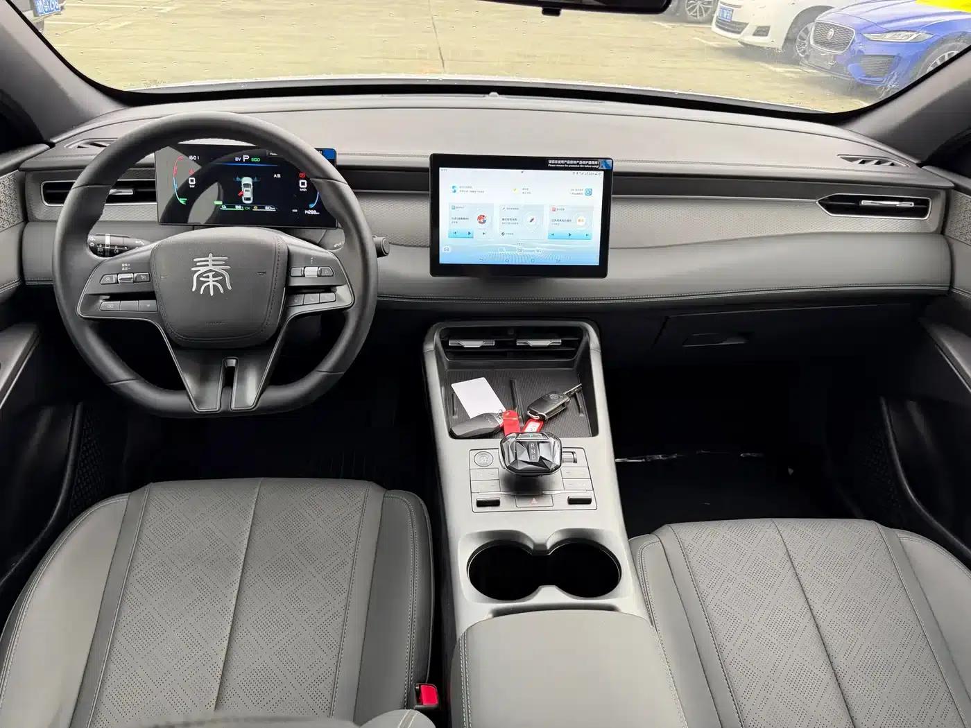 Qin PLUS 2025 DM-i Intelligent Driving Edition 55KM Leading Model — миниатюра 9