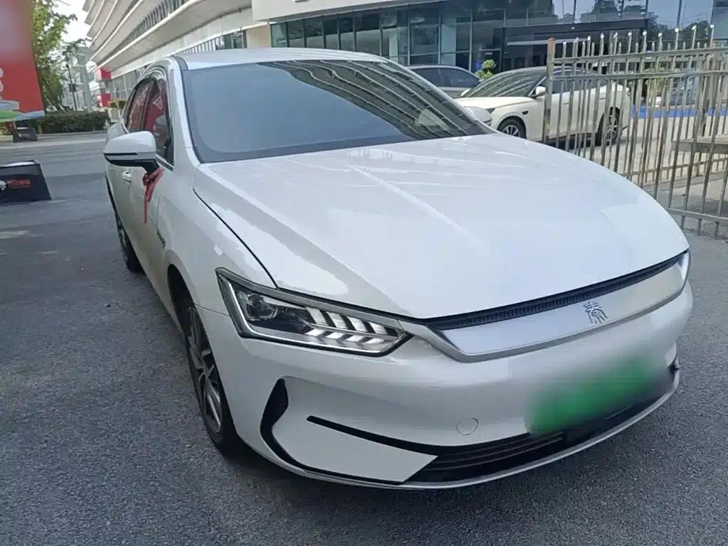 Qin PLUS 2023 Champion Edition EV 510KM Leading Model — миниатюра 4