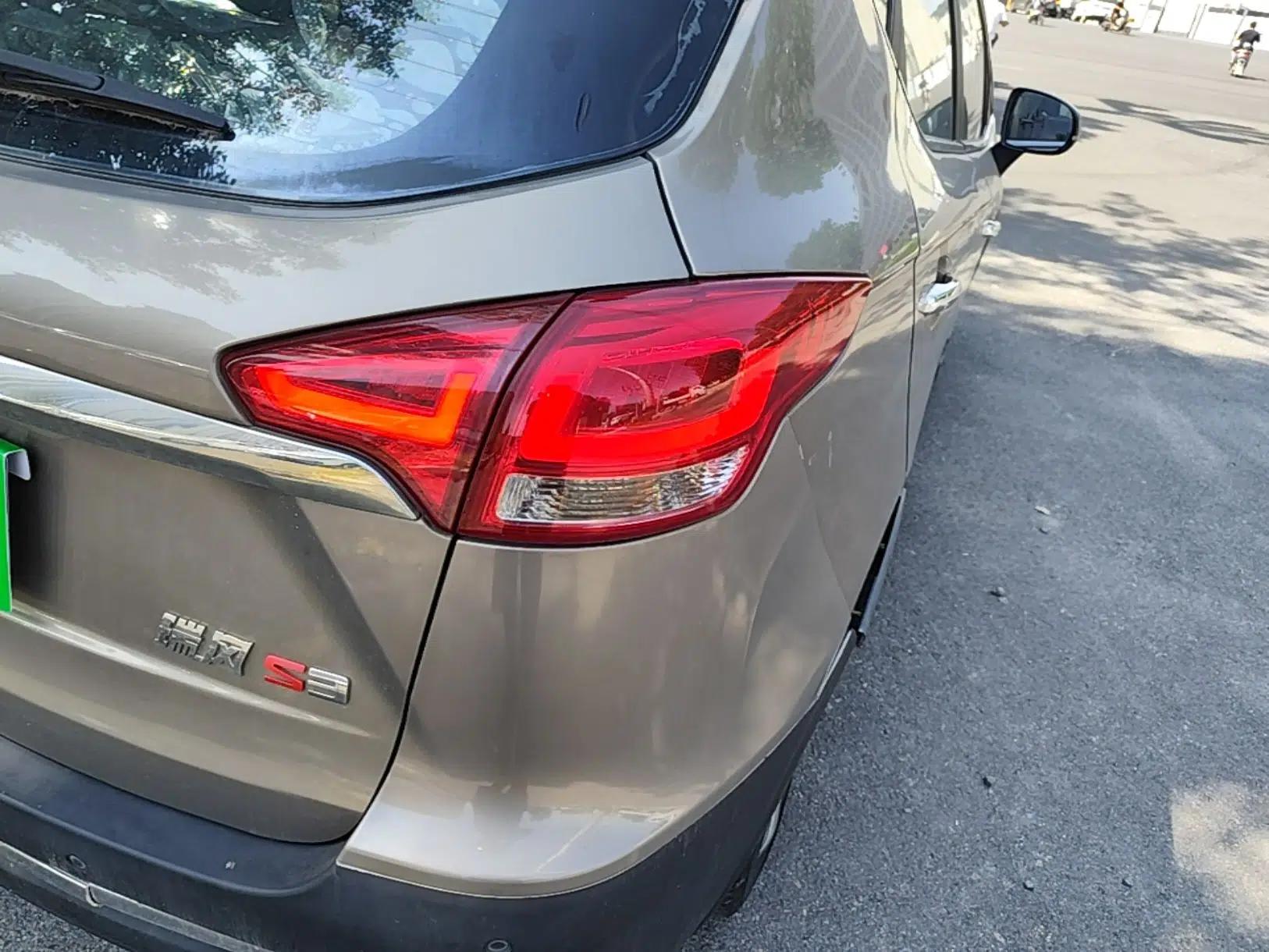 JAC Group Refine S3 2017 1.6L Manual Luxury Smart Model — миниатюра 9