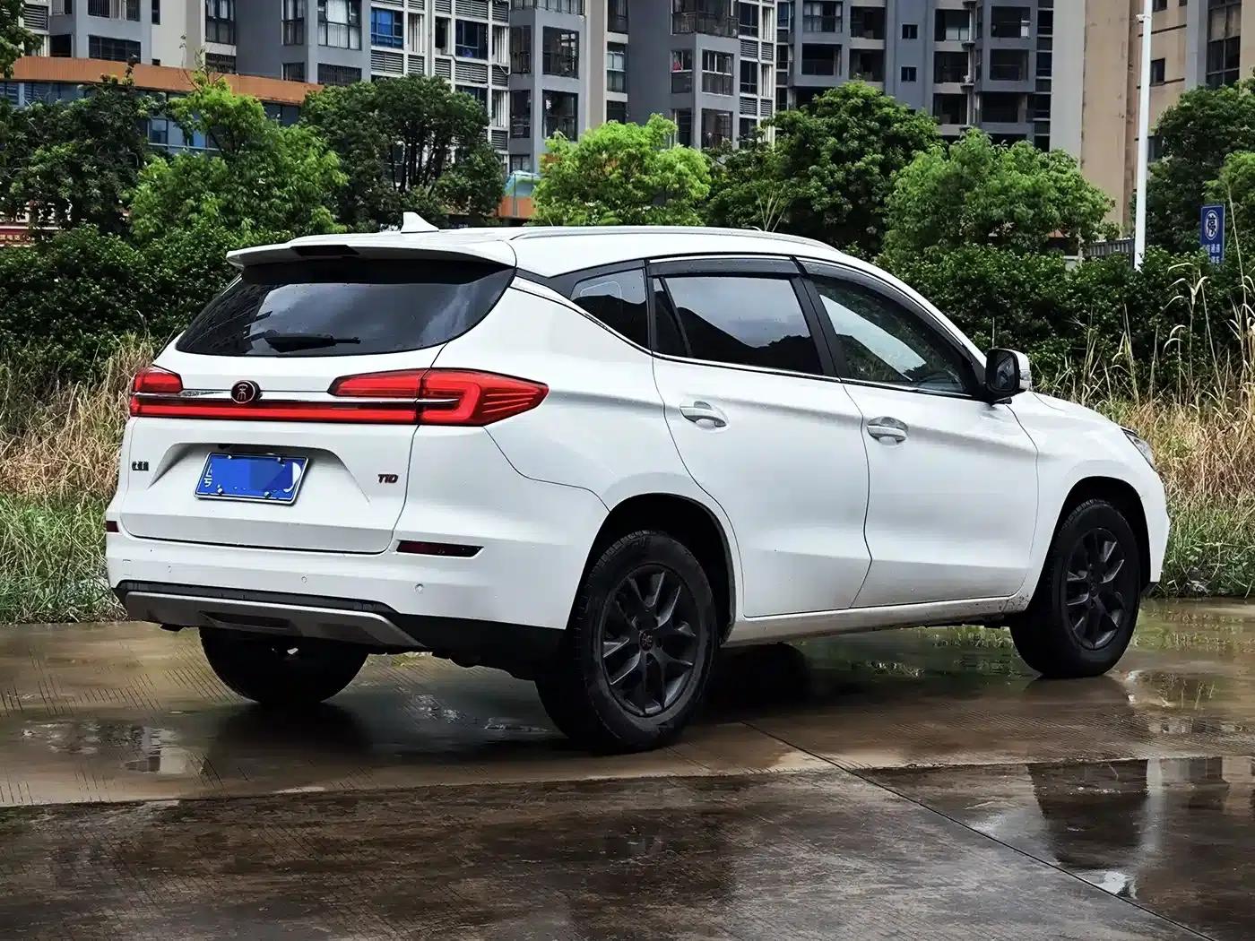 Song 2019 1.5TI Automatic Intelligent Connected Dynamic Edition — миниатюра 3