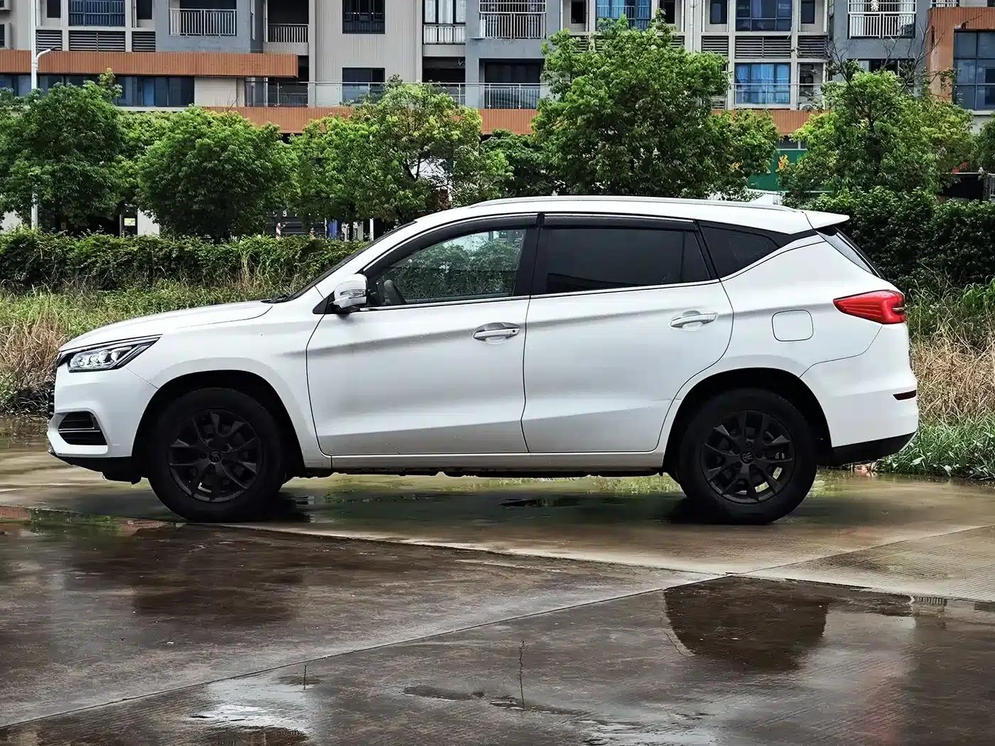 Song 2019 1.5TI Automatic Intelligent Connected Dynamic Edition — миниатюра 5