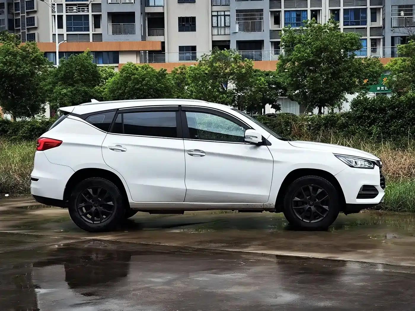 Song 2019 1.5TI Automatic Intelligent Connected Dynamic Edition — миниатюра 6