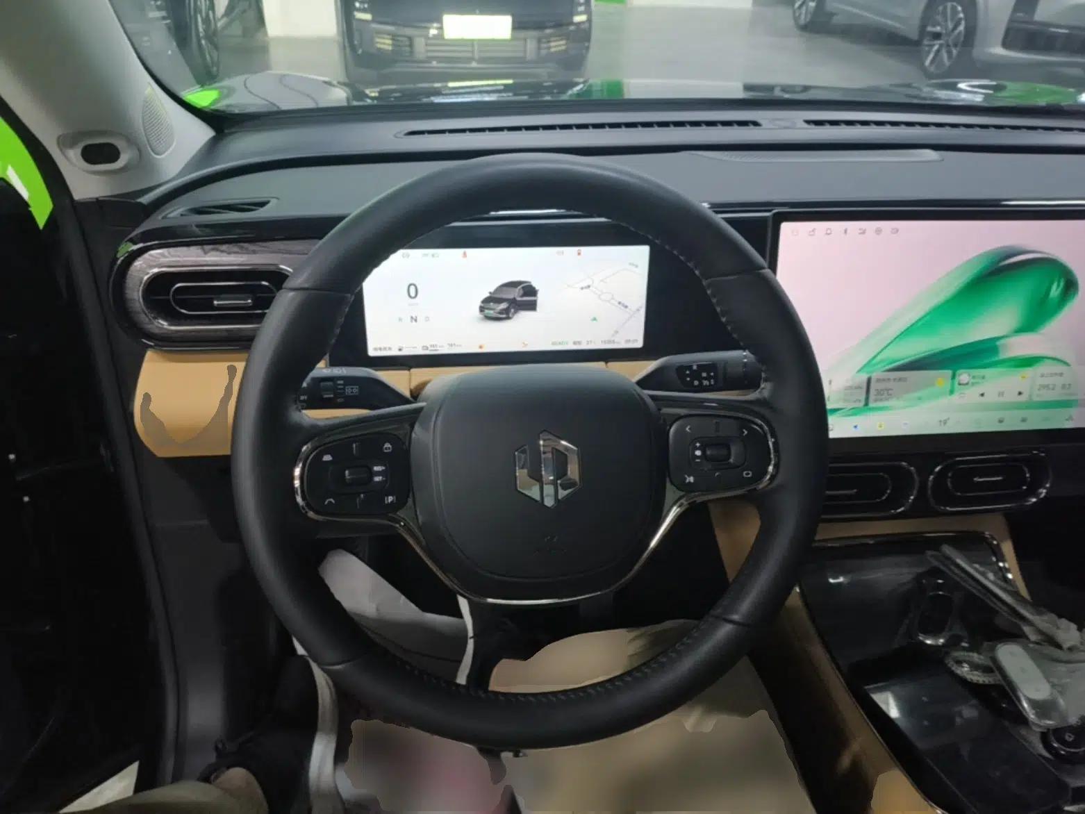 Leapmotor C11 2024 Range-Extended 300 Luxury Edition — миниатюра 13