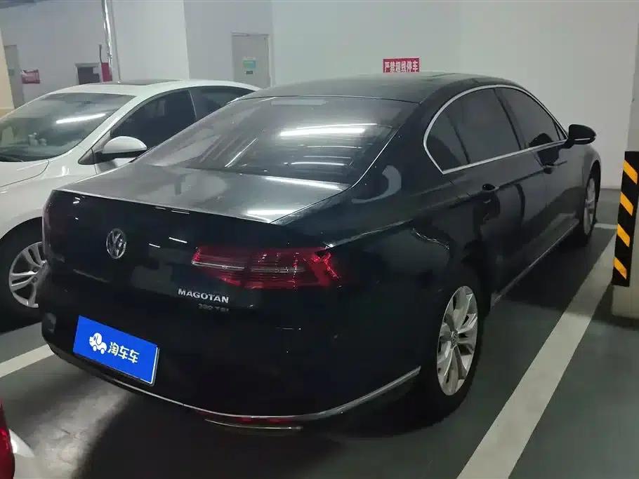 2018 Volkswagen Magotan 330TSI DSG Luxury — миниатюра 3