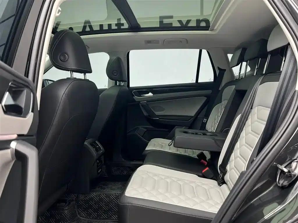Tayron 2023 280TSI 2WD Luxury Plus Advanced Edition — миниатюра 12
